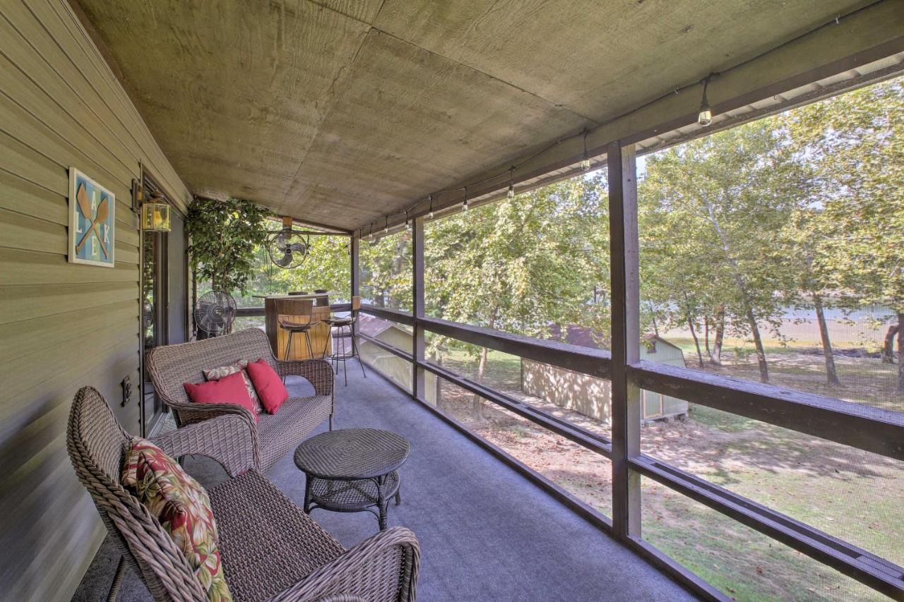 Lakefront Table Rock Home With Fire Pit! Golden Екстер'єр фото